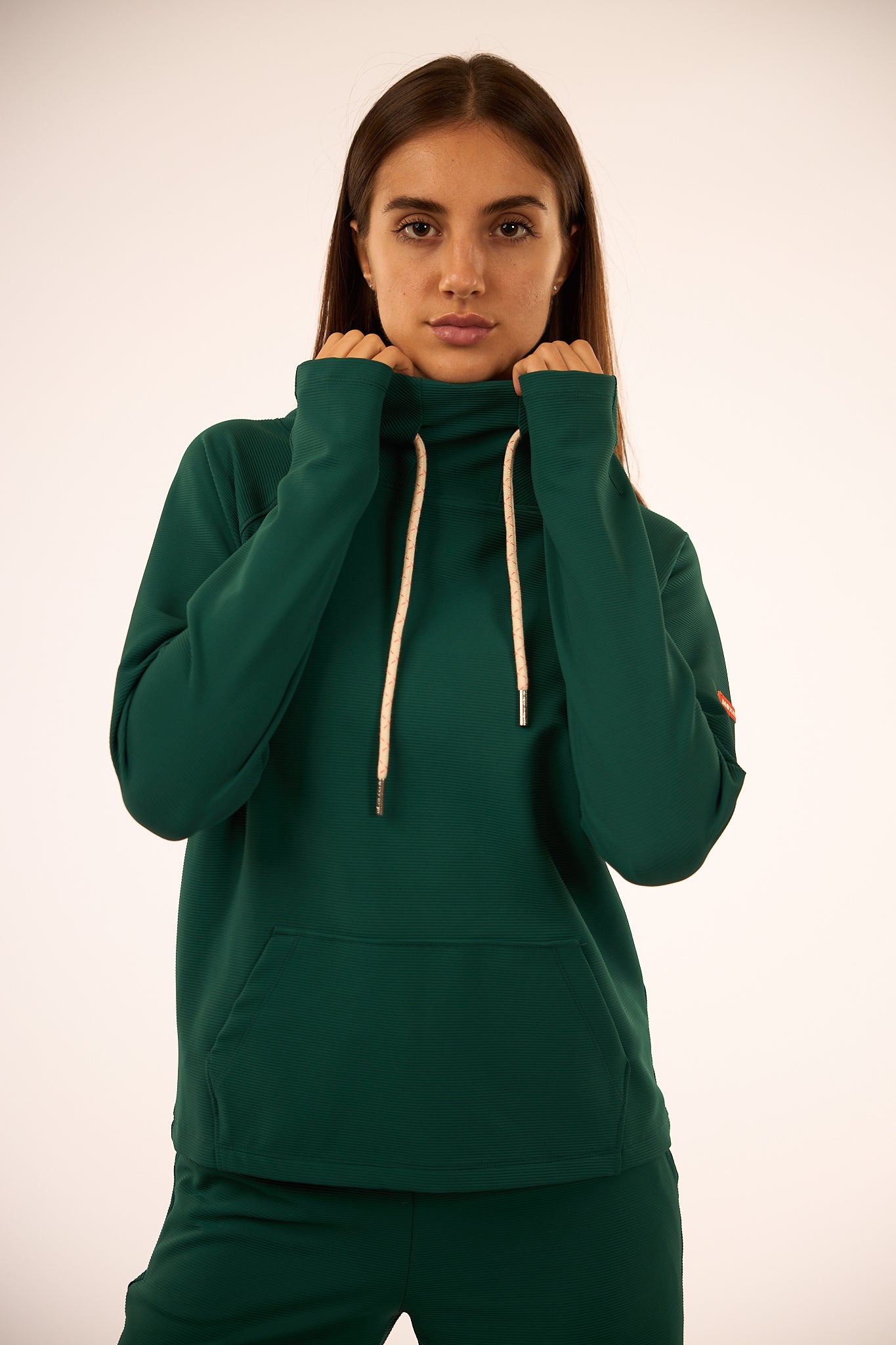 MOXIE FUNNEL NECK PULLOVER/Cedar Green