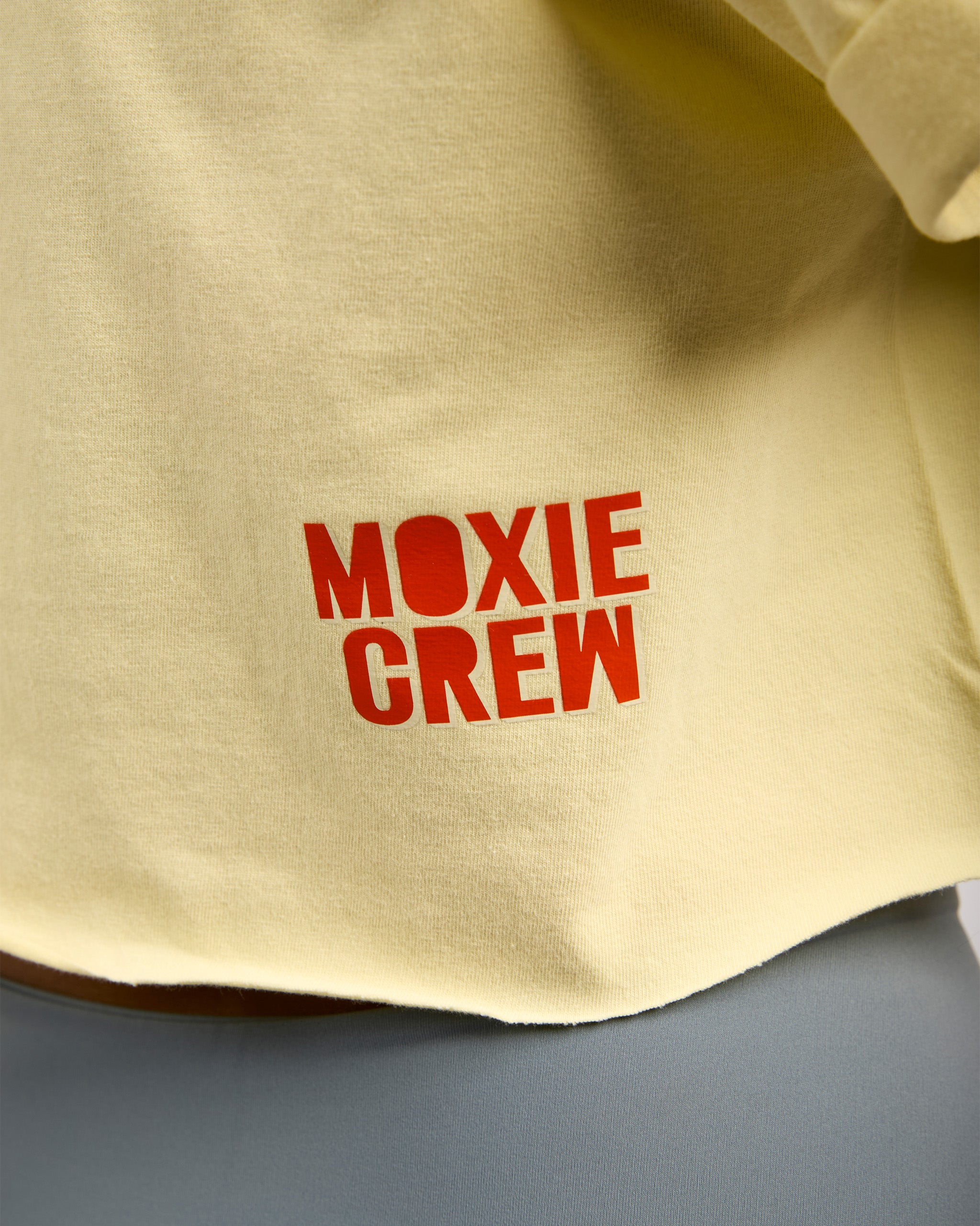 GOLDEN HOUR CROP TEE